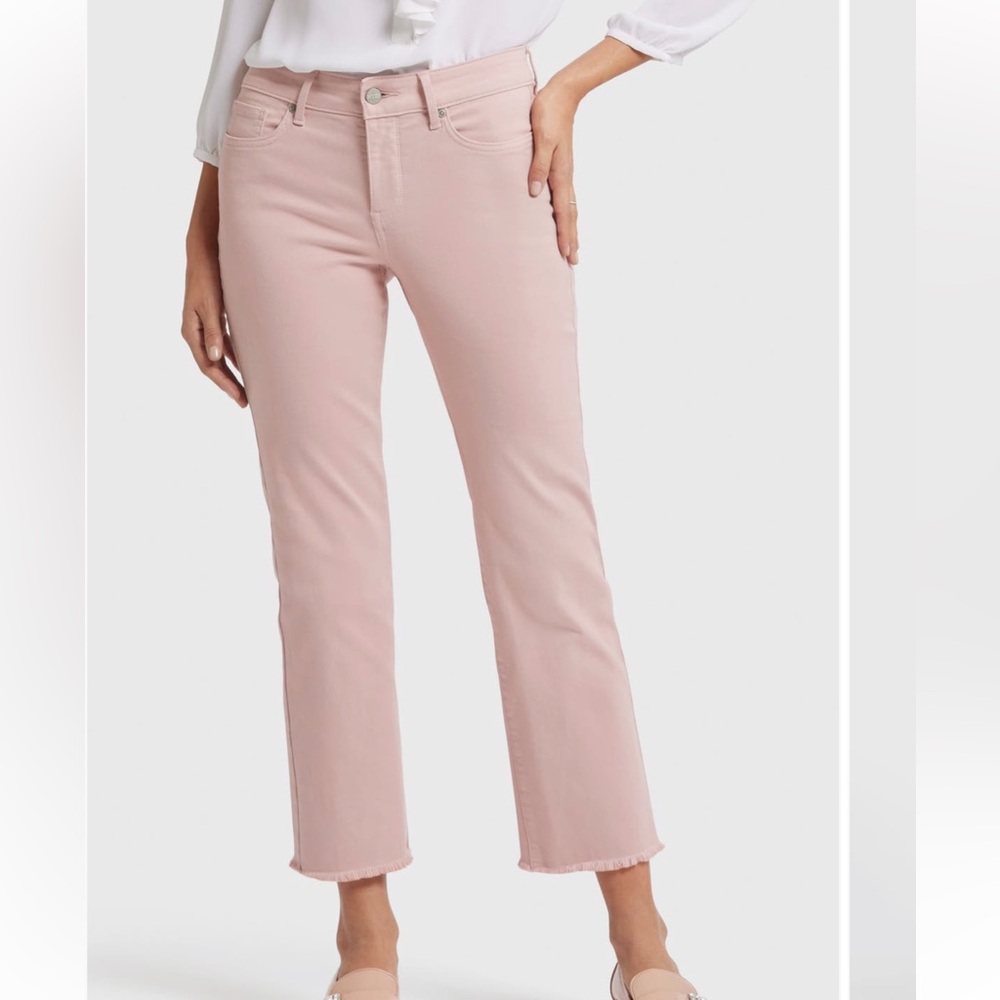 NYDJ NWT 🎉HP🎉Marilyn straight ankle jean with frayed bottom Bell Meadow color